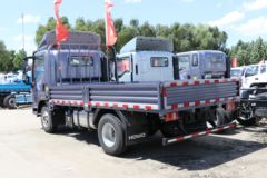 中国重汽HOWO 统帅 150马力 4.15米单排栏板轻卡(法士特8档)(ZZ1077G3315F175)