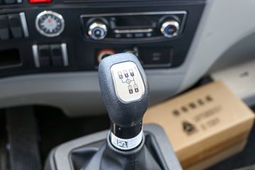 �й�����HOWO ͳ˧ 150���� 4.15�׵��������Ῠ(��ʿ��8��)ͼƬ