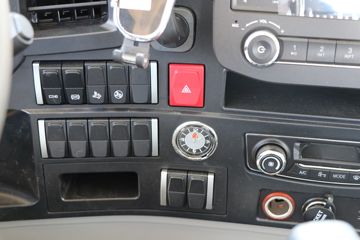 �й�����HOWO ͳ˧ 150���� 4.15�׵��������Ῠ(��ʿ��8��)ͼƬ