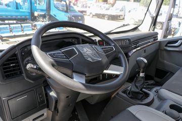 �й�����HOWO ͳ˧ 150���� 4.15�׵��������Ῠ(��ʿ��8��)ͼƬ
