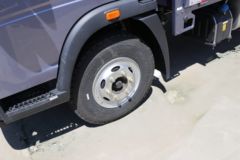 中国重汽HOWO 统帅 150马力 4.15米单排栏板轻卡(法士特8档)(ZZ1077G3315F175)