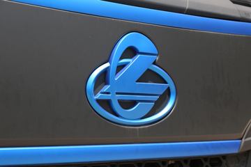 �������� ����H5�ؿ� 6X4 ����ʽ���綯ǣ����350kWhͼƬ