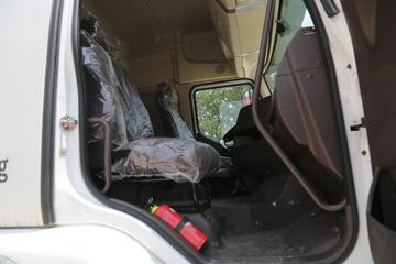 �������� ����H5�ؿ� 6X4 ����ʽ���綯ǣ����350kWhͼƬ