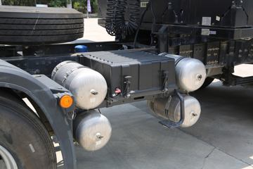 �������� ����H5�ؿ� 6X4 ����ʽ���綯ǣ����350kWhͼƬ