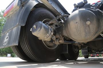 �������� ����H5�ؿ� 6X4 ����ʽ���綯ǣ����350kWhͼƬ