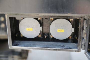 �������� ����H5�ؿ� 6X4 ����ʽ���綯ǣ����350kWhͼƬ