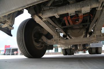 �������� ����H5�ؿ� 6X4 ����ʽ���綯ǣ����350kWhͼƬ