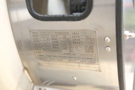 乘龙H5&nbsp;牵引车底盘                                                图片