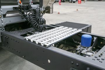 �������� ����H5 480���� 6X4 LNGǣ����ͼƬ