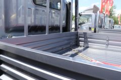 中国重汽HOWO 统帅 165马力 3.85米排半栏板轻卡(法士特8档)(ZZ1047G3215F144B)