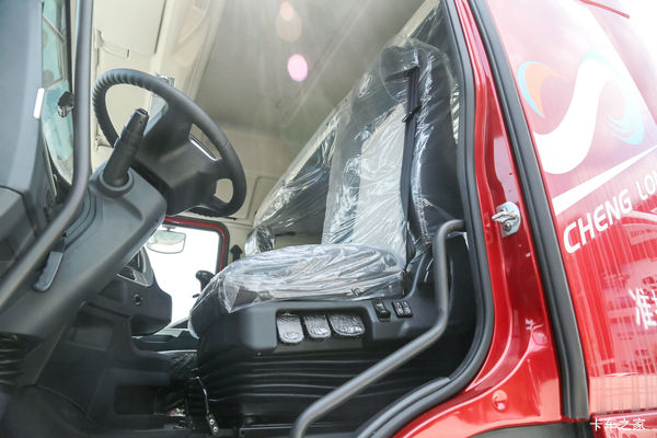 只要心动,立降10万!亳州市乘龙H7牵引车系列优惠就在你身边