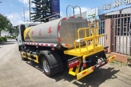 东风福瑞卡底盘&nbsp;除尘车外观图片