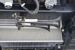 飞碟奥驰 V3系列 156马力 3.85米排半栏板轻卡 飞碟奥驰 V3系列 156马力 3.85米排半栏板轻卡