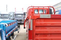 飞碟奥驰 V3系列 156马力 3.85米排半栏板轻卡 飞碟奥驰 V3系列 156马力 3.85米排半栏板轻卡