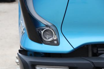 �ɵ� W7 184���� 4X2 5.2���Ű��դʽ�ػ���(����)ͼƬ