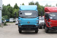 飞碟 W7 184马力 4X2 5.2米排半仓栅式载货车(国六)