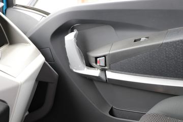 �ɵ� W7 184���� 4X2 5.2���Ű��դʽ�ػ���(����)ͼƬ