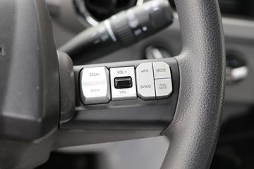 �ɵ� W7 184���� 4X2 5.2���Ű��դʽ�ػ���(����)ͼƬ