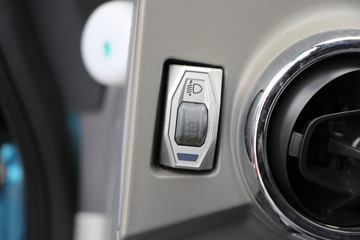 �ɵ� W7 184���� 4X2 5.2���Ű��դʽ�ػ���(����)ͼƬ