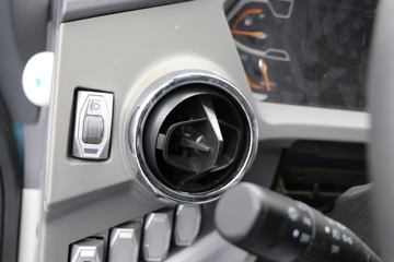 �ɵ� W7 184���� 4X2 5.2���Ű��դʽ�ػ���(����)ͼƬ