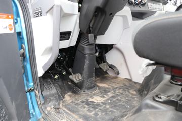 �ɵ� W7 184���� 4X2 5.2���Ű��դʽ�ػ���(����)ͼƬ