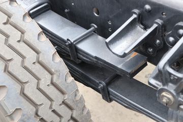 �ɵ� W7 184���� 4X2 5.2���Ű��դʽ�ػ���(����)ͼƬ