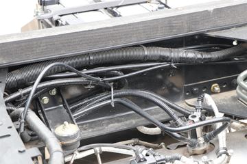 �ɵ� W7 184���� 4X2 5.2���Ű��դʽ�ػ���(����)ͼƬ