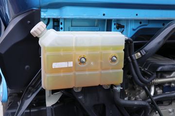 �ɵ� W7 184���� 4X2 5.2���Ű��դʽ�ػ���(����)ͼƬ