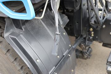 �ɵ� W7 184���� 4X2 5.2���Ű��դʽ�ػ���(����)ͼƬ