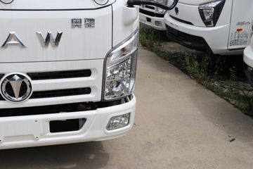 ɵ³ V1ϵ 121 CNG 3.85ŰῨͼƬ
