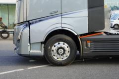 远程 星瀚H 18T 4X2 甲醇增程混合动力牵引车(HN4180MX44D4SHEVY)