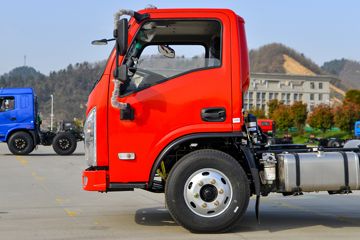 ����ʮͨ �´��� 155���� 4X2 3����ж��ͼƬ