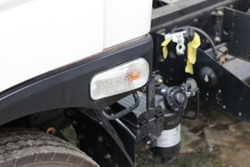 �ɵ��³� V1ϵ�� 160���� 4X2 3.83����ж��ͼƬ