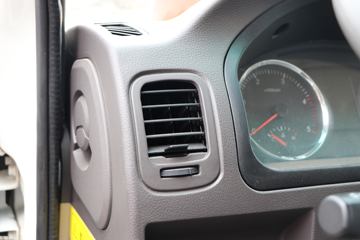 �ɵ��³� V1ϵ�� 160���� 4X2 3.83����ж��ͼƬ