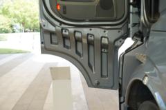 远程 星瀚H 25T 6X4 纯电动牵引车(生活仓)(HN4250X27C39BEVY)
