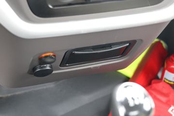 ���� ����V2 2023�� 1.6L 122���� ���� 3.7�׵�������΢��(����)(KMC1033Q360D6)ͼƬ