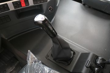 �������� ����H5 480���� 6X4 LNGǣ����(Һ��)ͼƬ