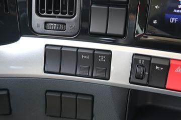 �������� ����H5 480���� 6X4 LNGǣ����(Һ��)ͼƬ