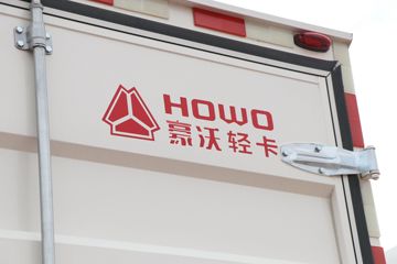 �й�����HOWO ͳ˧ 145���� 4.15�׵�����ʽ�Ῠ(������5��)ͼƬ
