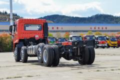 湖北大运 风尚 复合型 270马力 8X2 9.6米仓栅式载货车(国六)(DYQ5310CCYD6EB)