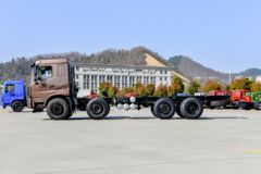 三环十通 昊龙 260马力 8X2 7.6米栏板载货车(国六)(STQ1319L14Y3A6)