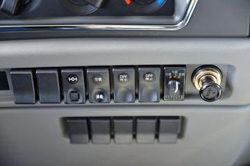 ����ʮͨ ��� 260���� 8X2 7.6�������ػ���(����)(STQ1319L14Y3A6)ͼƬ