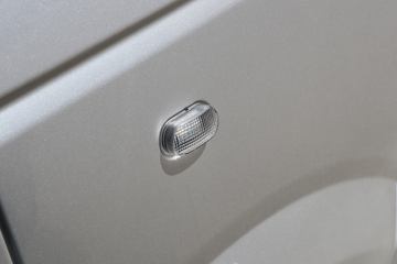 ���� С����W18 1.6L 122���� 3.7�׵�����ʽ΢��(����)ͼƬ