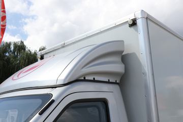 ���� С����W18 1.6L 122���� 3.7�׵�����ʽ΢��(����)ͼƬ