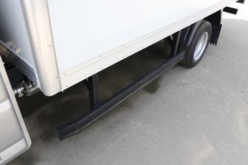 ���� С����W18 1.6L 122���� 3.7�׵�����ʽ΢��(����)ͼƬ