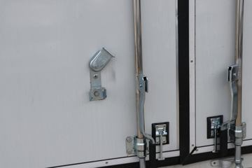 ���� С����W18 1.6L 122���� 3.7�׵�����ʽ΢��(����)ͼƬ