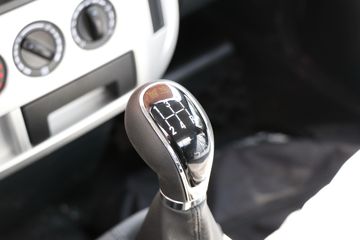 ����;�� T5 ��ȿ� ��׼�� 1.6L 105���� CNG 3.8�׵�������С��(����)ͼƬ