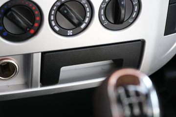 ����;�� T5 ��ȿ� ��׼�� 1.6L 105���� CNG 3.8�׵�������С��(����)ͼƬ