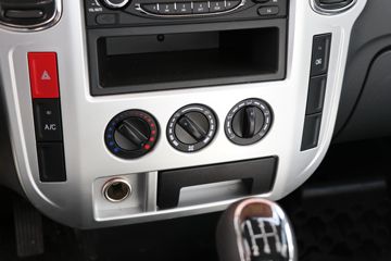 ����;�� T5 ��ȿ� ��׼�� 1.6L 105���� CNG 3.8�׵�������С��(����)ͼƬ