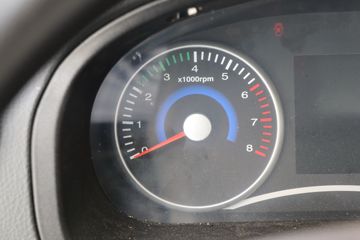 ����;�� T5 ��ȿ� ��׼�� 1.6L 105���� CNG 3.8�׵�������С��(����)ͼƬ